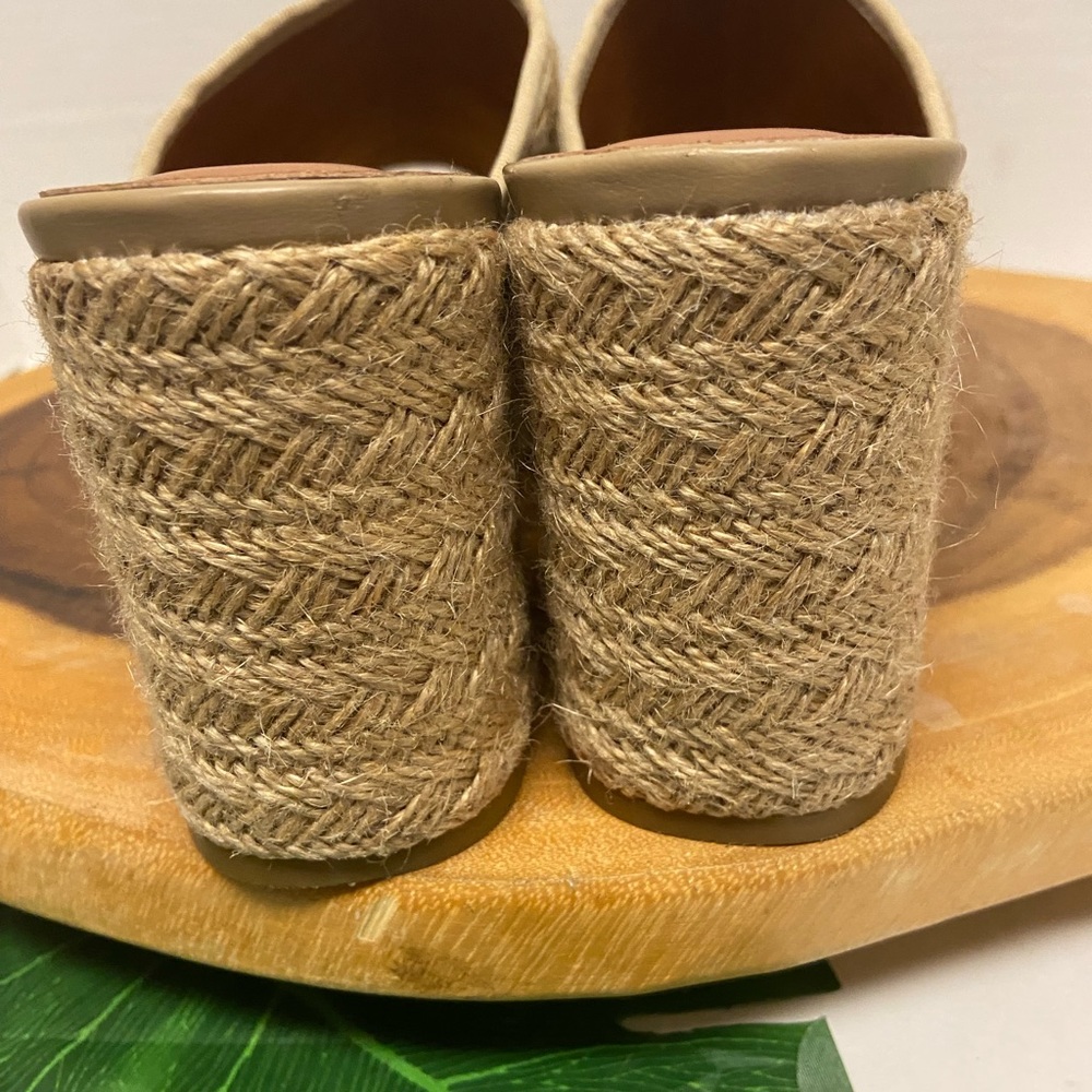 ASOS Raffia Burlap Block Heels - Picture 6 of 12